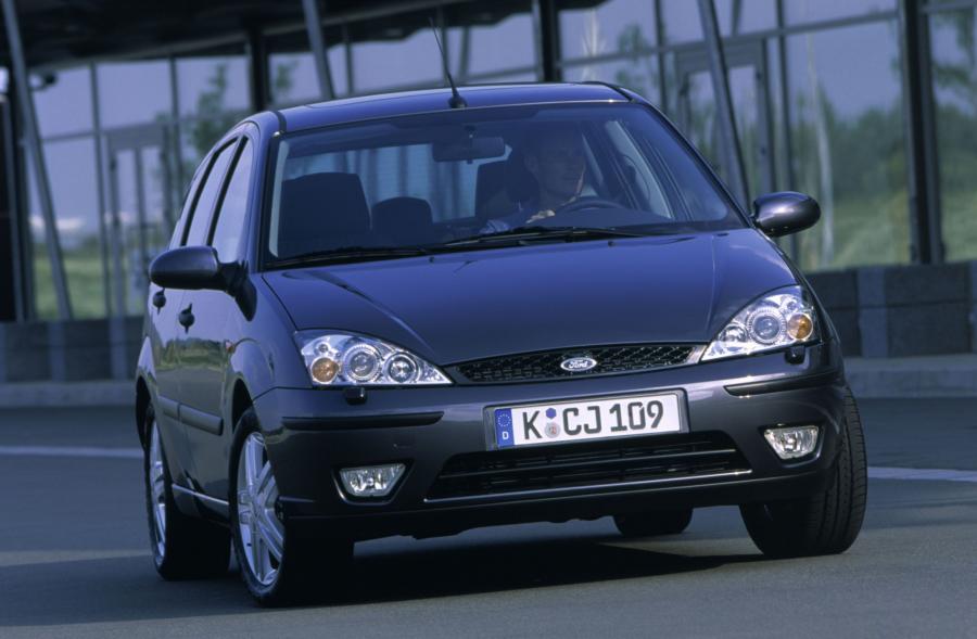  Ford Focus 2001 года  (фото 13 из 27)